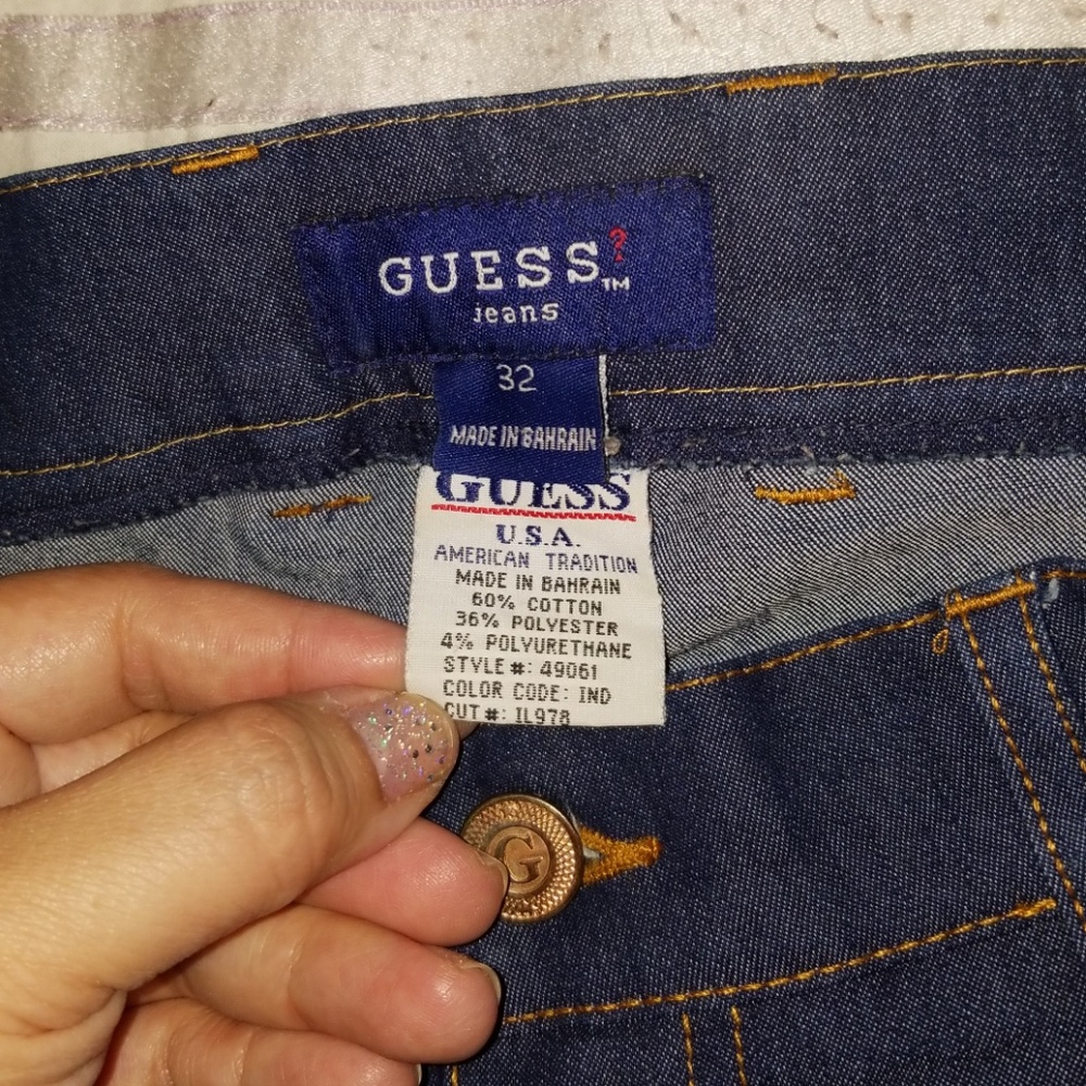 Guess Jeans - Picture 3 of 4